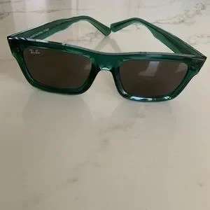 Ray-Ban | Accessories | Rayban Dark Green Square Sunglasses  display picture 1